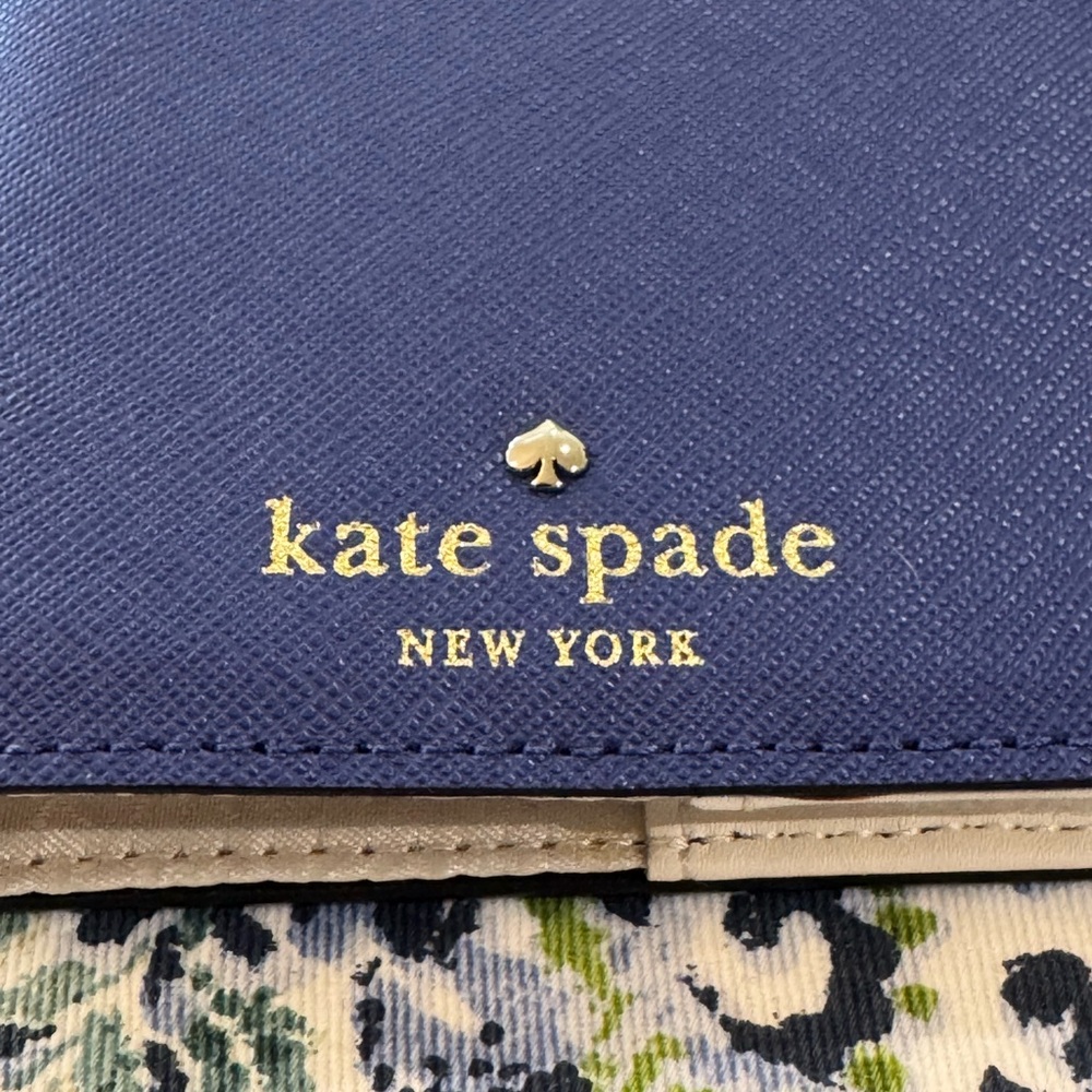KATE SPADE Passport Holder NWT! Rare Blue Leather! FANTASTIC GIFT! - Picture 2 of 16